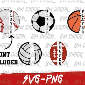 Può includere: Cinque diversi design di palloni da sport con la parola "PLAYER" divisa a metà, con una metà su ogni lato del pallone. I design includono una palla da baseball, una palla da calcio, una palla da basket, una palla da pallavolo e una palla da football americano. Il testo "FONT INCLUDED" è sotto le immagini. Il testo "SVG-PNG" è nella parte inferiore dell'immagine.