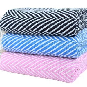 Hazal Akasya Oversized Beach Towel, Turkish Towel - 100% Cotton and Quick-Drying - 180x100cm - Perfect for the Beach, Pool, Bath or Picnic