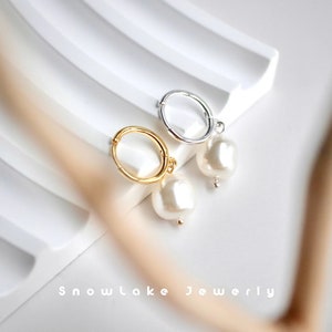 Pearl Hoop Earring Huggie Hoop Earring Pearl Dangle Earring Pearl Drop Earring Minimalist Earring Wedding Earring zdjęcie 10