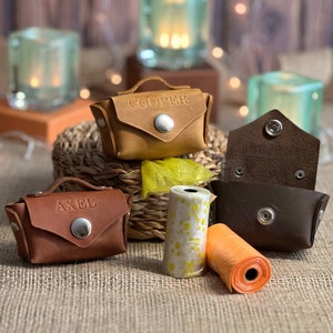 Dog poop bag holder, Poop bag holder, Leather Dog poop bag holder personalized, Dog waste bag dispenser, Clutch poo bag holder, Dog turd bag