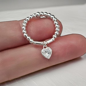 Perlen Stretch Ring, Sterling Silber Stretch Ring, Herz Charm Ring, Geburtsstein, Ring-Set, Perlen Stretch Ring Set, Silber Stapelring