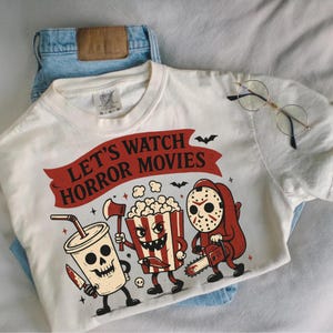 Let&#39;s Watch Horror Movies Png, Postacie z Horroru na Halloween Png, Halloween png, Straszny Film Png, Horror Png, Zabawny Halloween Png, Pliki Png