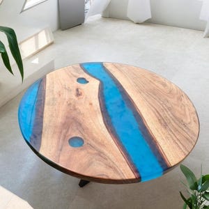 Benutzerdefinierte 52 &quot;Durchmesser, Runder Naturholz, Esstisch, klarer blauer Epoxy Couchtisch, runder Epoxy Couchtisch, Esstisch, Bürotisch