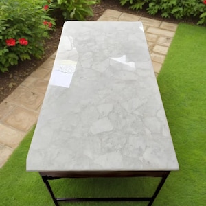 White Quartz Kitchen Countertop: Handmade Modern Bar Table Slab