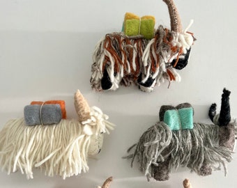 Handmade Felt Himalayan Yaks|Set of 2|Wool Toy| Animal|Gift Idea| Home Decor