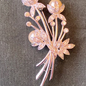 Vintage Rhinestone and Faux Pearl Silver Tone Flower Brooch