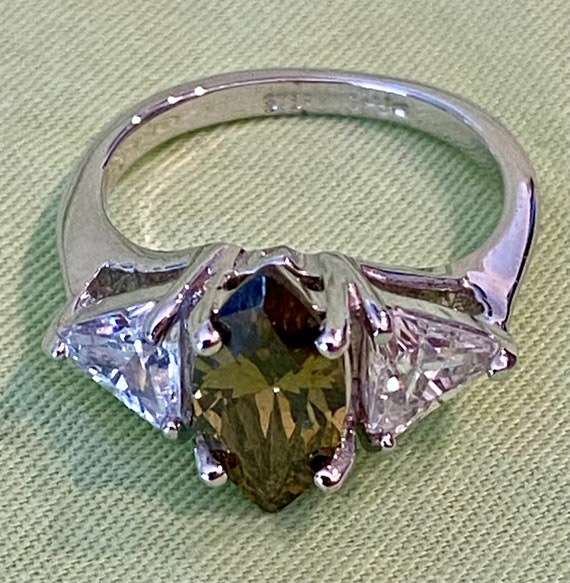 Vintage Sterling Silver Marquise Cut Peridot and T