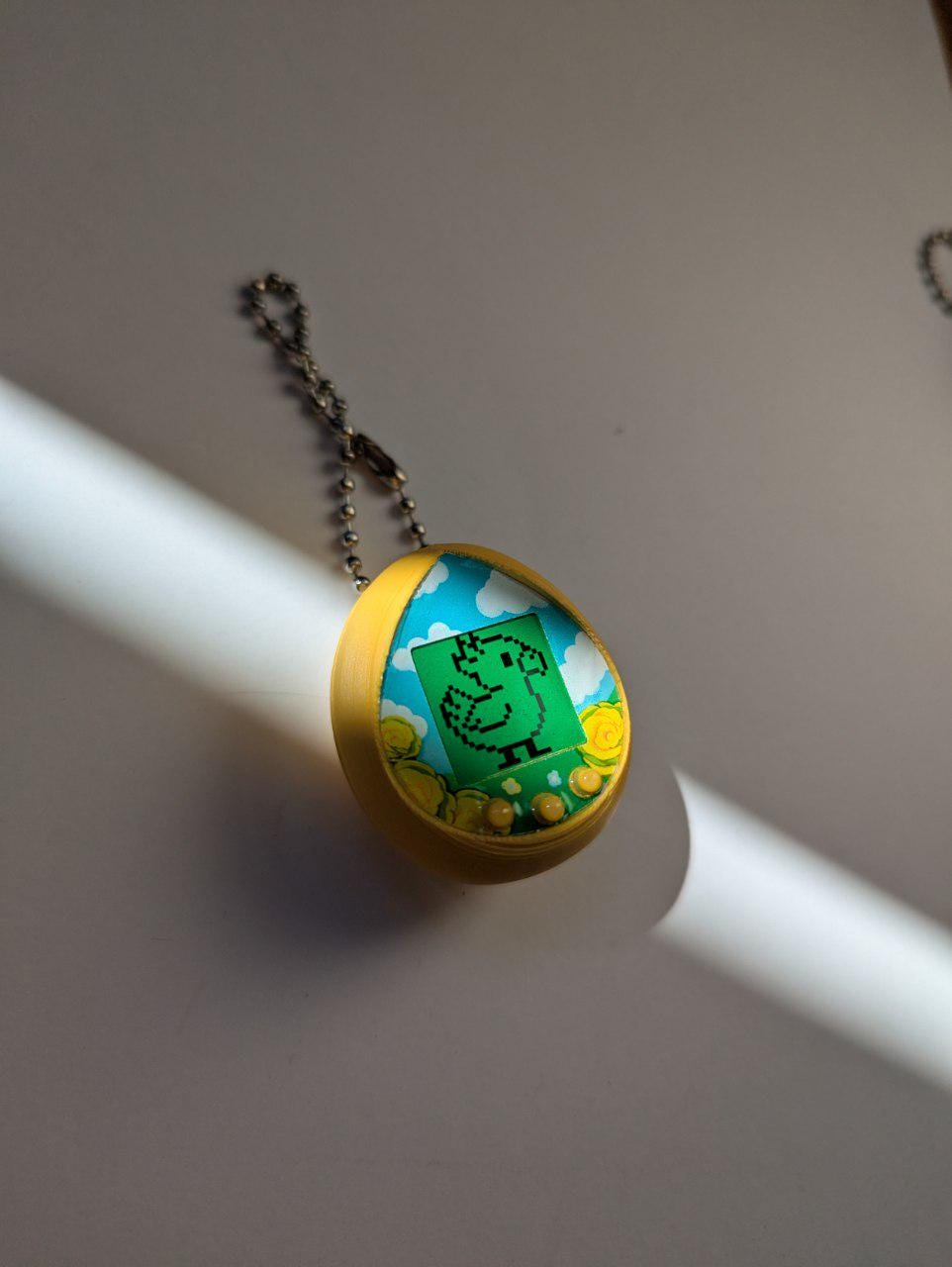 Final Fantasy VII Tamagotchi Keychain - Cloud, Sephiroth, Tifa, Aerith ...