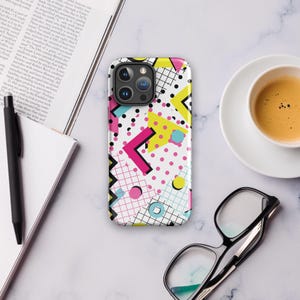 Coque résistante aux motifs colorés pour iPhone®. Coque pour iPhone® à motif géométrique. Étui pour iPhone® graphique tendance. Coque pour iPhone® au design éclatant