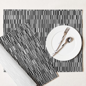 Modern placemat set of 4 for gift, Geometric placemat, Cool graphic pattern placemats, Trendy graphic design placemat, Gift for her