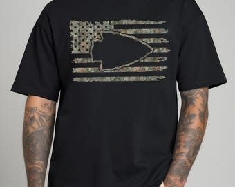 Bandiera mimetica con punta di freccia del Kansas City Football, patriottica, digitale, PNG