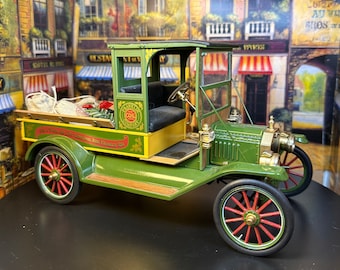 1/16 1913 Ford Model T Franklin Mint - Aumann Auctions, Inc.