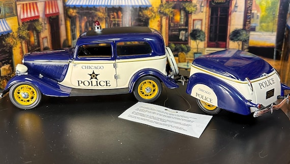 自動車 Franklin Mint 1933 Ford Police Car 1/24 1:24 Franklin Mint 1933 Ford Deluxe 2 Door Chicago Police