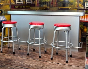 Time Square Quality Miniatures Dollhouse Room Box Role Play 6 Inch Action Figure Scene Gray Painted Bar with Rail 3 Stools Red Seats Art