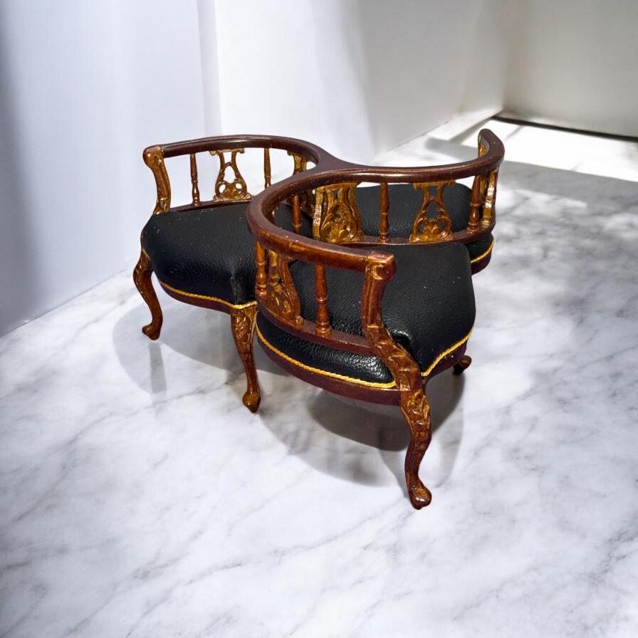 1:12 Victorian Walnut Conversation Chair, Black Faux Leather