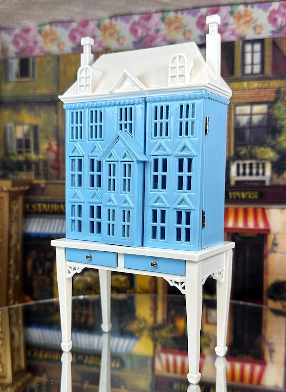 1: 48 Dollhouse Decorictorian Dolls House for a One Twelve Scale