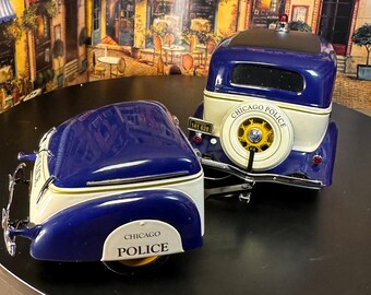 1:24 Franklin Mint 1933 Ford Deluxe 2 Door Chicago Police