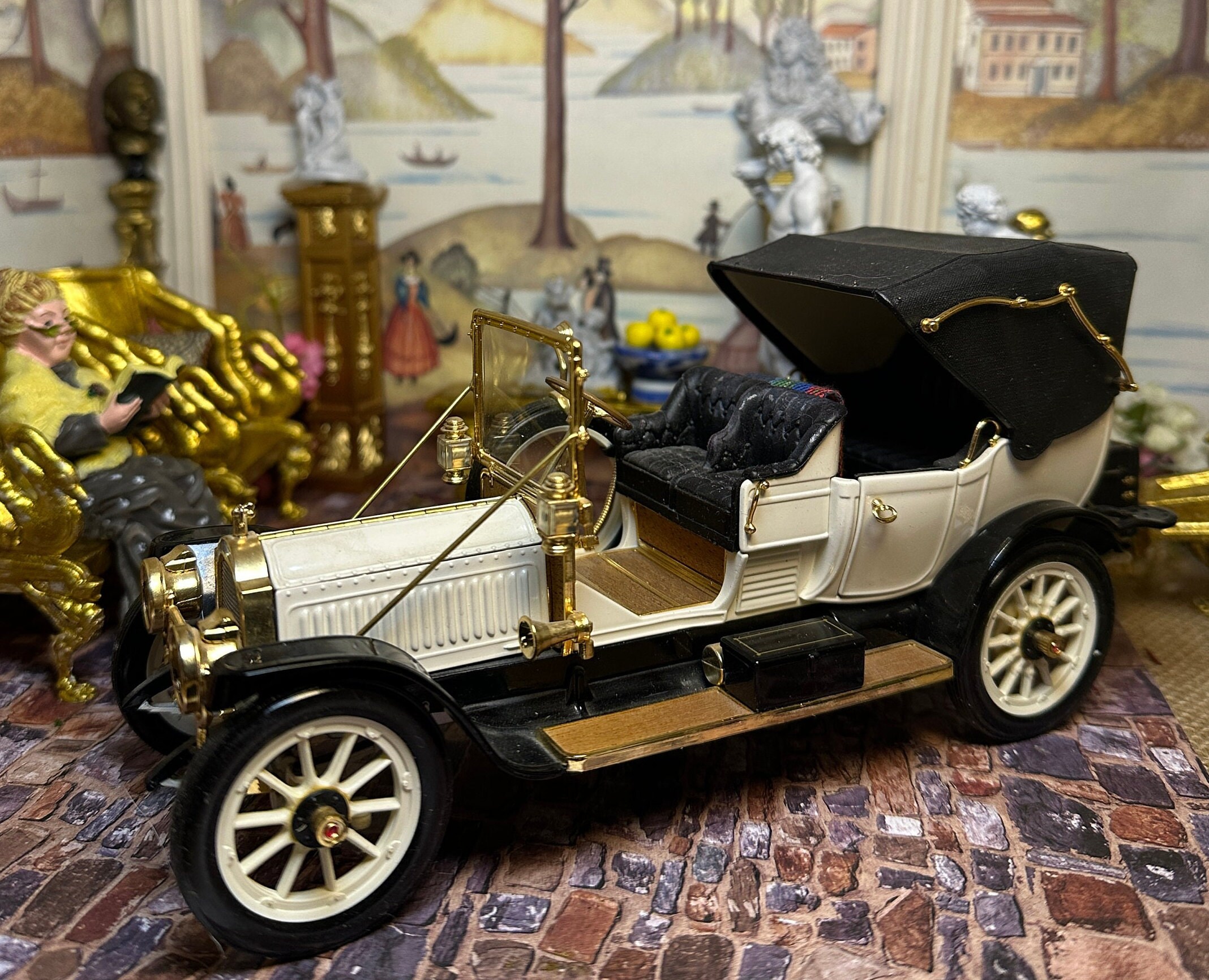1912 PACKARD VICTORIA