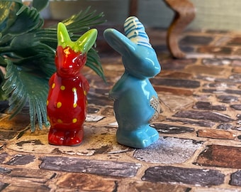 Miniature French Feve Easter Bunnies – Ceramic Collectible Figurines (1:12 Scale)