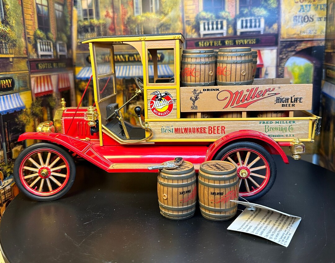 Vintage 1997 Franklin Mint 1913 Miller Brewery Ford Model T