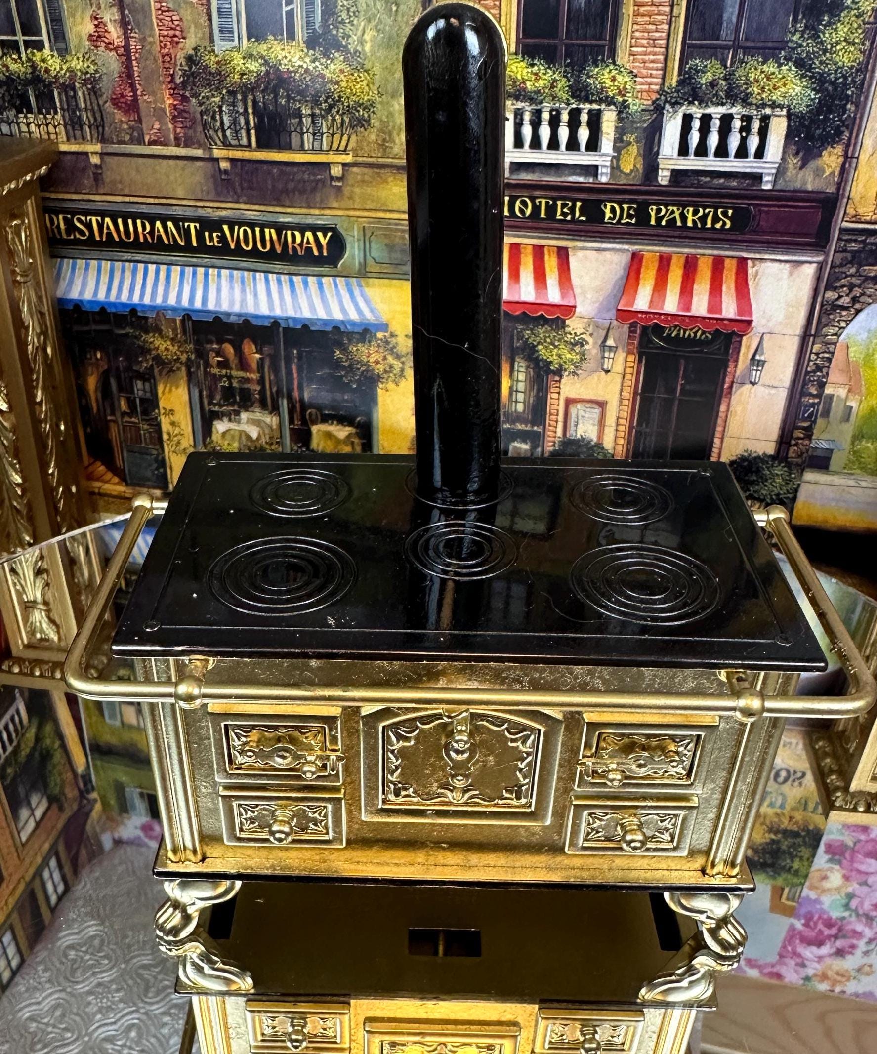 Grande poële en cuivre, Matériels et accessoires de cuisine