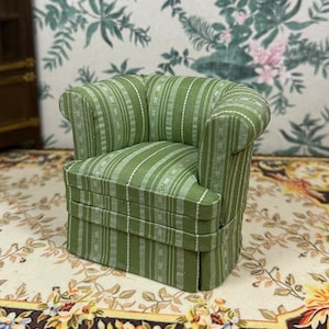 JBM Modern miniatuur poppenhuis decor replica schaduwgroen club stoel gerolde armen terug goed gemaakt verzamelobject hobby cadeau geven verjaardag