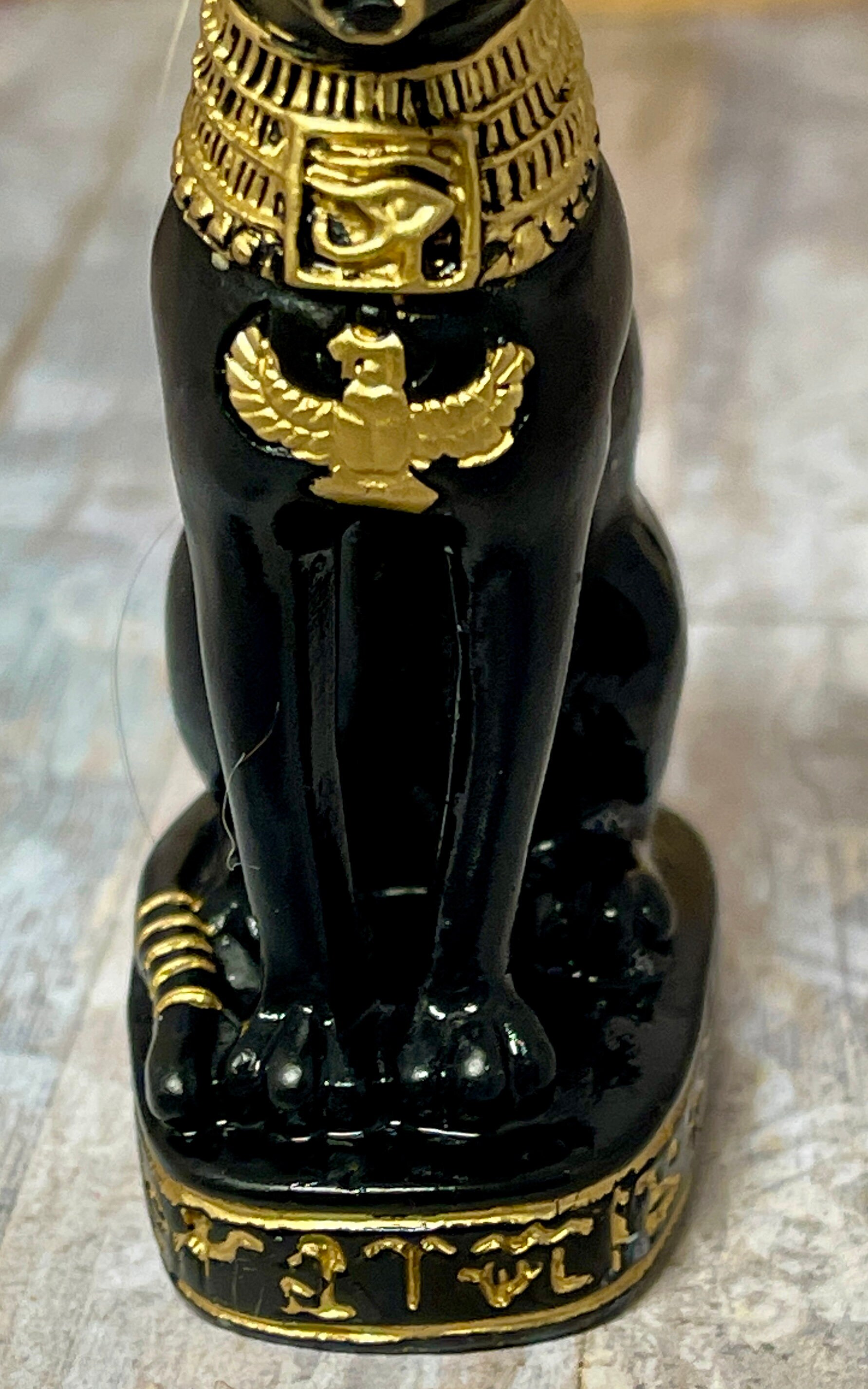 バステト女神 黒猫 タッチセンサー式イオンボール 3インチのミニチュアエジプト黒猫バステト女神祭壇装飾 - Etsy 日本