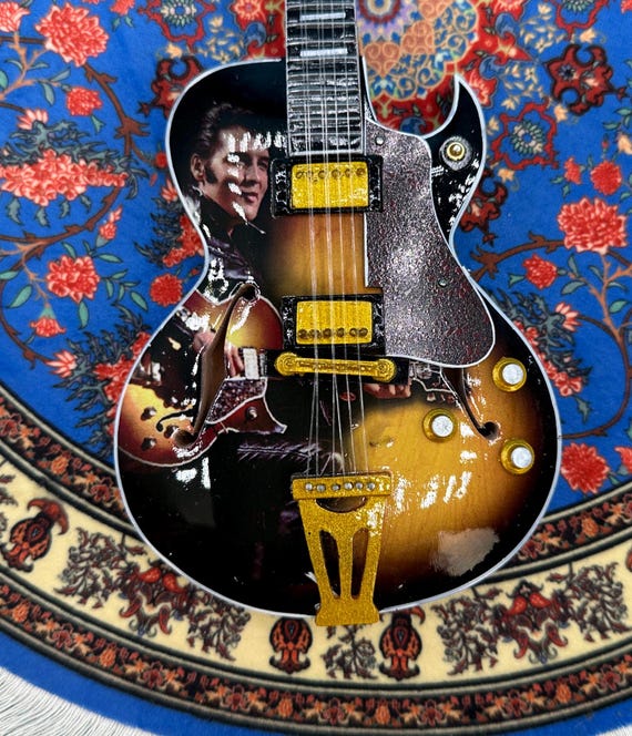 1:4 Elvis Presley 1968 Comeback Special Hollow Body Mini Guitar