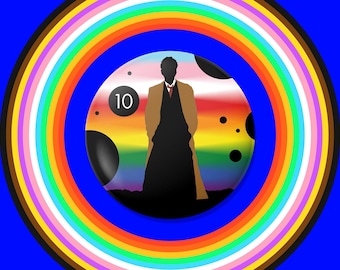 10代目ドクター・プライドピン｜ドクター・フーにインスパイアされたデヴィッド・テナントのLGBTQ+ボタン｜レインボー・フーヴィアンギフト｜クィアSFコレクターバッジ