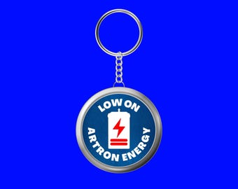 Doctor Who Keyring – Low on Artron Energy | Funny Sarcastic Ironic Relatable Keychain TARDIS Police Box Dr Fan Gift Whovian 38mm Christmas