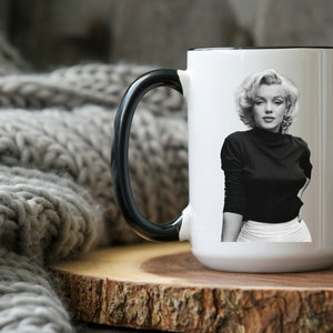 Sassy Marilyn Monroe Cocoa Coffee Tea Mug 15 oz