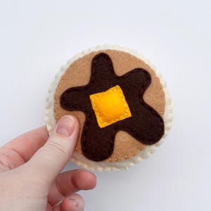 Felt Pancakes, Pancakes with Syrup and Butter, Felt Play Food, Play Kitchen Food, Imaginative Play, Montessori Play Kitchen, Felt Breakfast