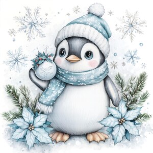 Puede incluir: Un lindo ping&uuml;ino de dibujos animados con un gorro y una bufanda azules y blancos, sosteniendo un adorno navide&ntilde;o azul y blanco con acebo. El ping&uuml;ino est&aacute; de pie sobre un fondo nevado con copos de nieve.