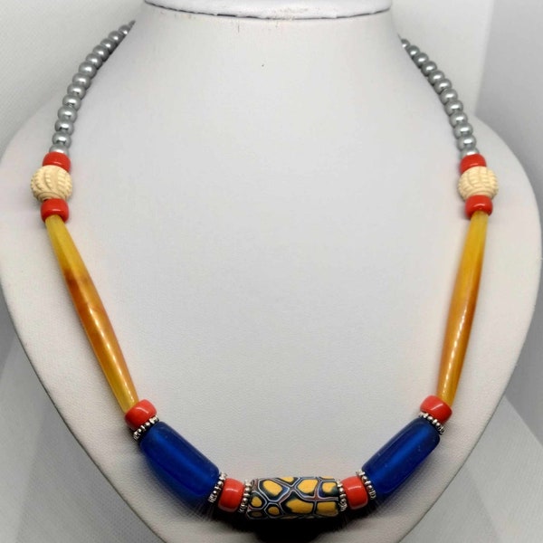 Collier atypique Murano et Lucite