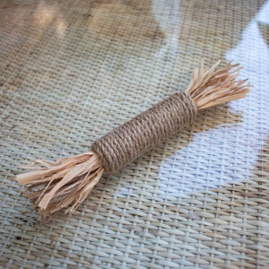 Natural Cat Toy | Cat Chew Stick | Interactive Pet Activity | Eco-Friendly Cat Scratch Stick | Jute Rope Toy | Fluffy String Plaything