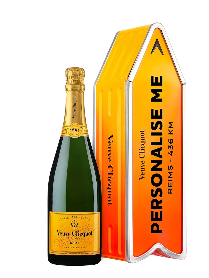 Personalised VEUVE CLICQUOT City Arrow Gift Box Customise Your