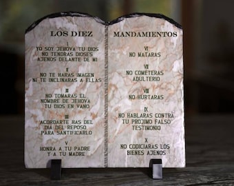 Piedra imprenta con los Diez Mandamientos