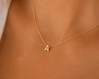 Benutzerdefinierte Kleiner Buchstabe Goldkette, Minimalist Initial Anhänger, schicker moderner Schmuck