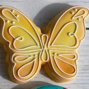 2pc Butterfly Cookie Cutter Set - Butterflies - Single Wing - Profile View - Insect Cookie Cutters