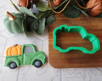 Pumpkin Truck Cookie Cutter: Fall Thanksgiving Treat