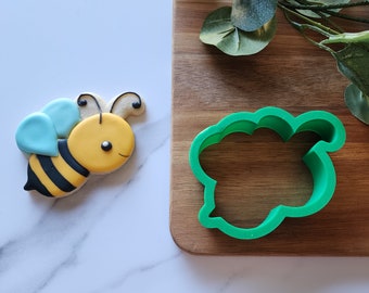 Bumblebee Cookie Cutter: Spring Bee Baking