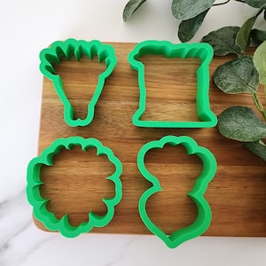 4pc Farmer&#39;s Market Cookie Cutter Set - Carrots - Beets - Daisy - Market Bag - Tote Bag - Farm Cookie Cutters