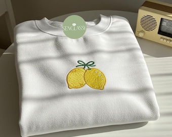 Camisa bordada con limón, linda camiseta de frutas, camiseta veraniega coqueta, camisa con lazo de limón, regalo para vacaciones en la playa, camisa preppy de moda, regalo para amantes del limón