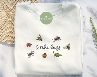 Sudadera con bordado "I Love Bugs", cuello redondo con bordado de insectos, suéter para exteriores, camiseta con temática de polillas, regalo para amantes de los insectos, camiseta cottagecore para mujer