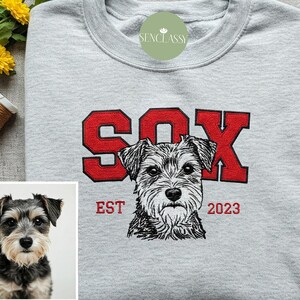 Custom Dog Line Art Portrait Embroidered Sweatshirt, Dog Mom gift, Personalized Pet Cartoon, Dog Owner Gift Idea, Mother's Day Gift For Her