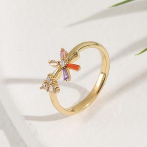 Frauen Hand Schmuck Blume Licht Luxus Design Ring