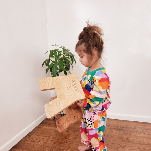 Tabouret en bois pour enfants