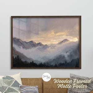 Tramonto nebbioso dipinto di montagna - Poster con cornice in legno su carta opaca di alta qualità - Dipinto di foresta di pini nebbiosi, decorazione da parete impressionista
