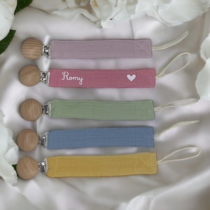 Personalized pacifier clip in cotton gauze image 1