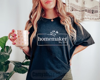 Homemaker Shirt | Bible Verse Titus 2 | Christian Women | Homesteading Mama | Stay At Home Mom | Homeschool Gifts for Moms | Heart Shaper